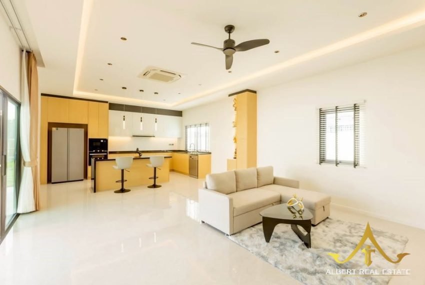 557747091_24578690888420251_8831033180655416727_n