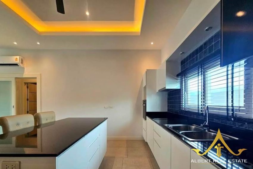 558127389_24767947376188395_6846185876377552674_n