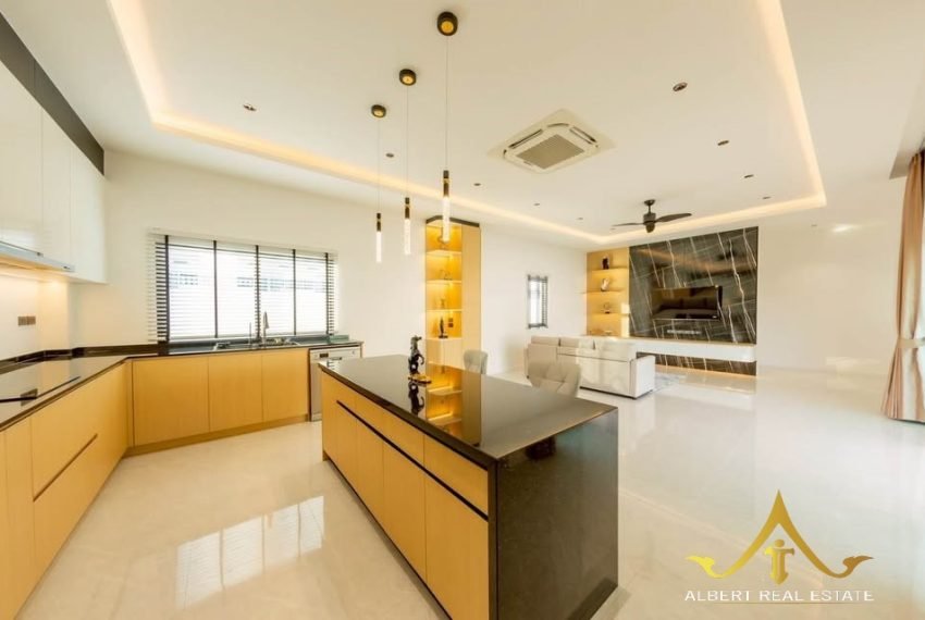 558350371_24578690915086915_8523688501488189323_n