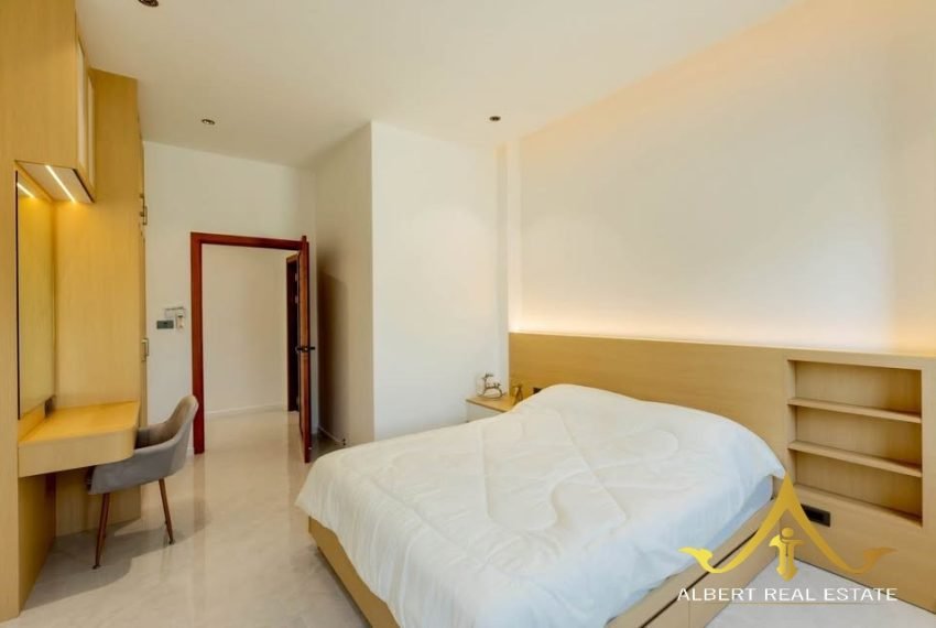 558899245_24578690855086921_4149954788801165956_n