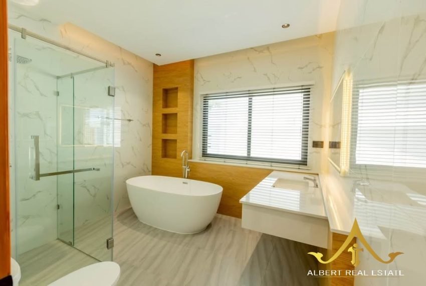 561286573_24578691548420185_8190820747753620932_n