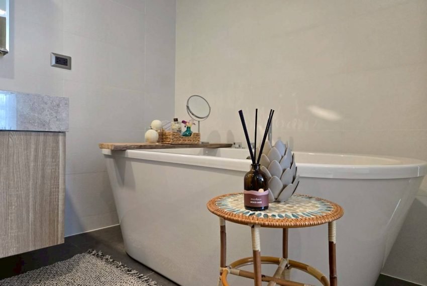 574244746_816998410951182_8443703085168135629_n